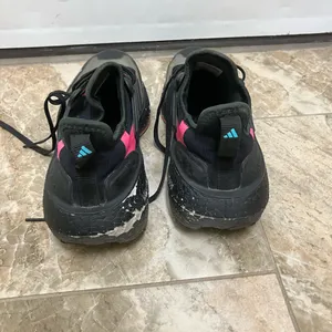Adidas Ultraboost Light Gore-Tex Womens Size 7.5 Running Shoes Black HP6403 thumbnail 2