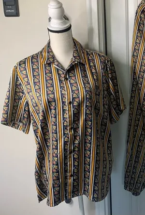 Urban Outfitters two pieces satin floral pajamas loungewear set‎ size medium thumbnail 1
