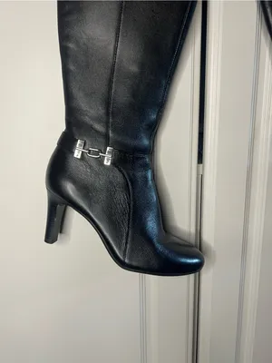 Bandolino Black Leather Knee High Heeled Boots thumbnail 6
