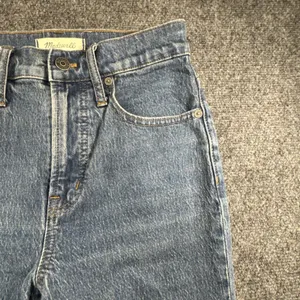 Madewell The Perfect Vintage Jean 25 High Rise Straight Leg Women’s Jeans thumbnail 3