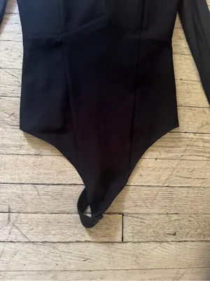 NWT Abercrombie & Fitch Black Long-Sleeve One-Piece thumbnail 5