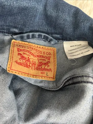 Levi’s Stretch Denim Trucker Jacket thumbnail 7