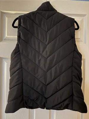 MICHAEL Michael Kors Black Quilted Puffer Vest with Gold Zipper thumbnail 6