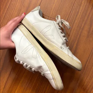 Veja Esplar Leather White Classic Sneakers thumbnail 3