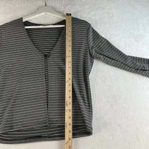 A Byer Vintage Y2K 90s Large Cardigan Single Button Metallic Striped Black White USA thumbnail 9