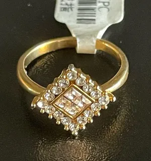 Simulated diamond shaped gold plated ring size 5 thumbnail 4