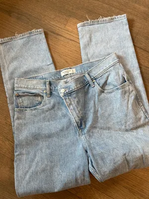 Abercrombie and Fitch Asymmetrical Button Light Wash Denim Jeans: Size 14 thumbnail 1