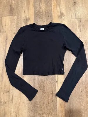 Aritzia TNA Heathered Medium homestretch crew long sleeve in black thumbnail 2
