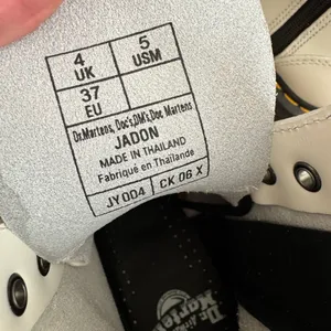 Dr. Martens Jadon White Leather Platform Boots EU 37/Men’s size 5/Women’s size 6 thumbnail 9