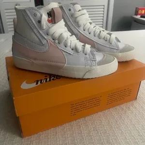 New Nike Blazer Mid 77 Jumbo Shoes thumbnail 4