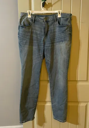 Old Navy Jeans thumbnail 1