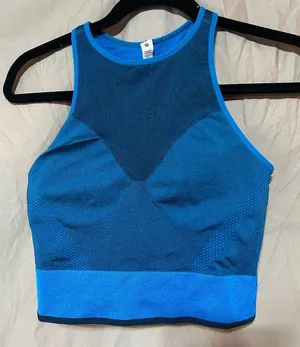 Lululemon tank top thumbnail 1