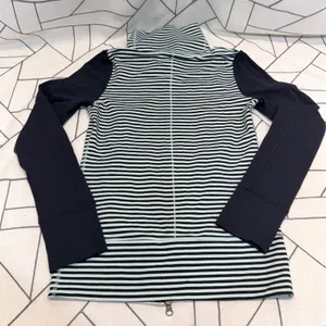 Lululemon Full‎ Zip Stripe Jacket Mint Black Funnel Neck Track Top Womens Size 4 thumbnail 8