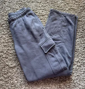 Aritzia Sweatpants thumbnail 1