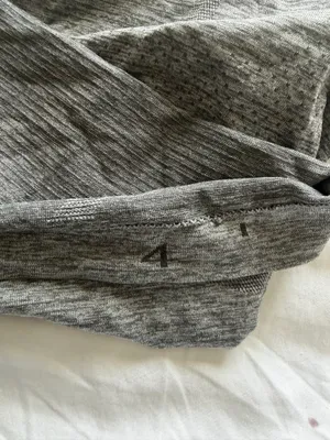 Lululemon Grey Tank Top thumbnail 4