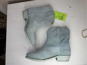 Frye Billy Short Baby Blue Suede Leather Western Boots Size 6 thumbnail 3