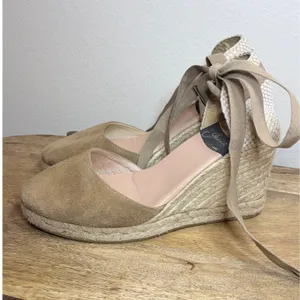 Gaimo Tan Suede Espadrille Wedges Ribbon Ankle Tie Made in Spain EU 37 thumbnail 2