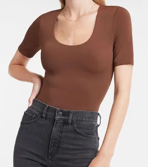Express Brown Short Sleeve Scoop Neck Bodysuit thumbnail 1