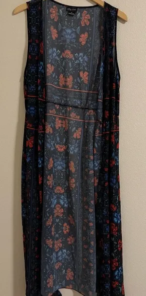 City Chic Floral Maxi shawl - Black and Red thumbnail 1