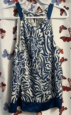 Ann Taylor 100% silk Patterned sleeveless Blouse thumbnail 1