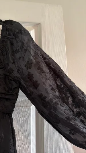 Black Dress Size M thumbnail 3