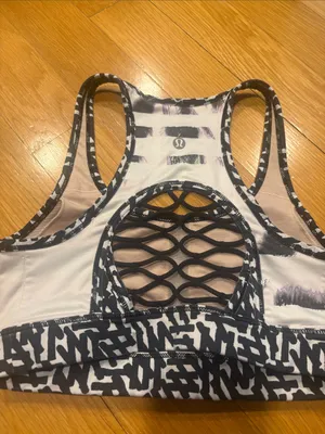 Lululemon Printed Racerback Sports Bra - White & Black thumbnail 3