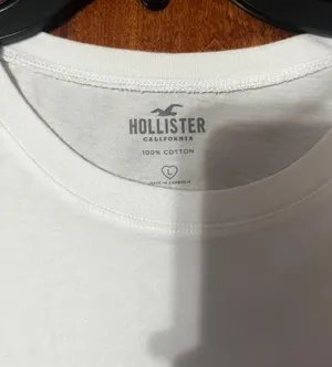 Hollister Basic White Top thumbnail 3