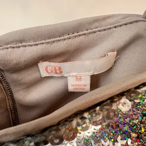 FINAL PRICE GB ( Gianni Bini ) Sequined Cropped Top thumbnail 9