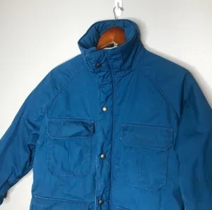 Woolrich vintage women's blue winter puffy jacket with pockets heavy medium thumbnail 3