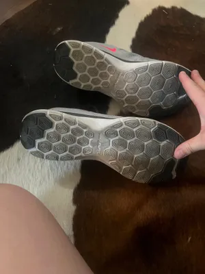 Nike Women’s Tennis Shoes thumbnail 4