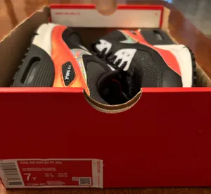 Nike Air Max 90 FP GS 'Black Laser Crimson’ thumbnail 8