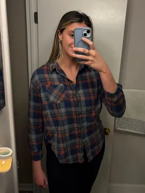 Plaid Button Down Size L thumbnail 2