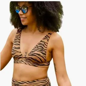 Aerie Womens Brown Tiger Striped Triangle Pique Bikini Swim Top thumbnail 1