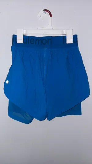 Lululemon shorts thumbnail 2
