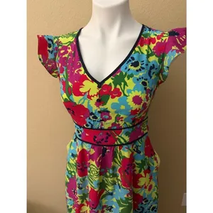 ModCloth Neon Floral V‑Neck Maxi Dress in Pink, Blue, Green, Yellow thumbnail 3