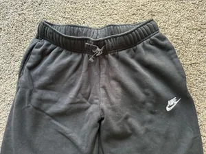 Nike Women’s Joggers thumbnail 3