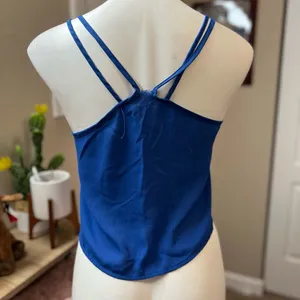 Blue top Blue thumbnail 3