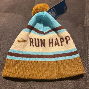NWT Brooks Heritage Pom Beanie Run Happy Vivid Teal Unisex OSFA thumbnail 1