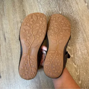 Keen Emerald City‎ II Slip-on Leather Sandals 7 thumbnail 5
