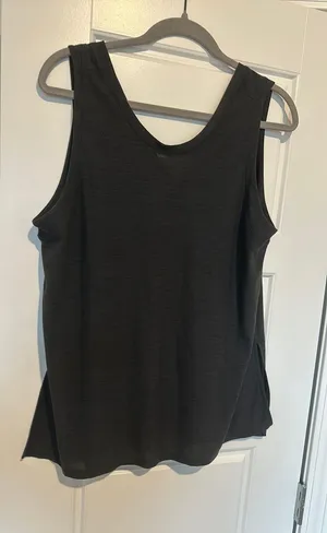 Activewear Tank Top thumbnail 1