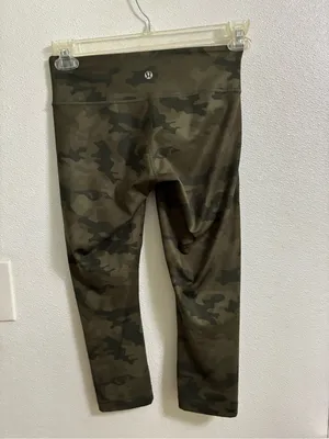 Lululemon Camo Leggings - Olive Green size 4 thumbnail 2