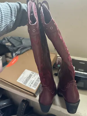 Ella Langley burgundy cowgirl boots thumbnail 3