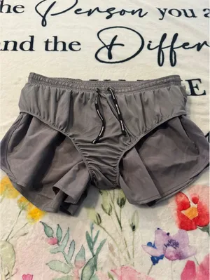 Nike Dri-FIT Womens Medium Gray TRunning Shorts Athletic Gym Workout Size L thumbnail 6
