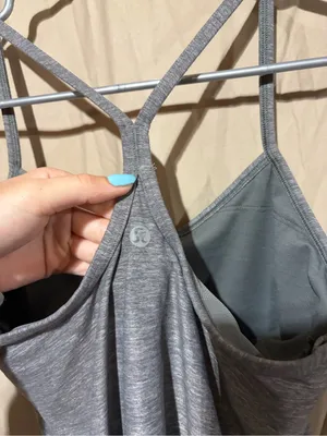 Lululemon tank top thumbnail 3