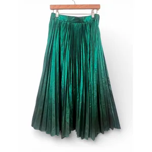 Free Assembly Elegant Emerald Green Satin Pleated Midi Skirt Flowy Accordion XS thumbnail 3