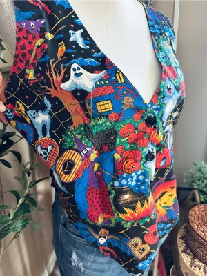Vintage Basic Editions Halloween Women’s M Novelty Witch Ghost Waistcoat Vest thumbnail 3