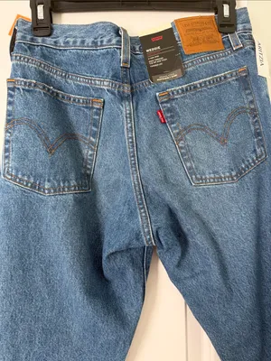 Levi's Classic Distressed Blue Jeans thumbnail 2