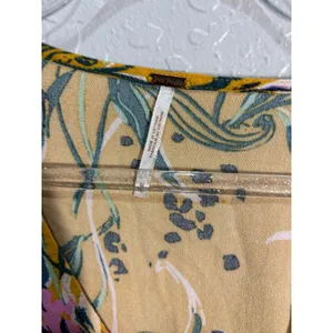 Free People Bella Golden Yellow Floral Print Spring Tunic Blouse sz M Boho thumbnail 5