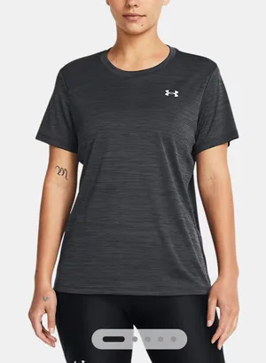 Women’s Under Armour shirt thumbnail 1