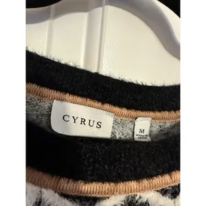 Diamond Pattern Sweater‎ Crewneck Pullover Knitwear Neutral Tones Cozy Chic thumbnail 5